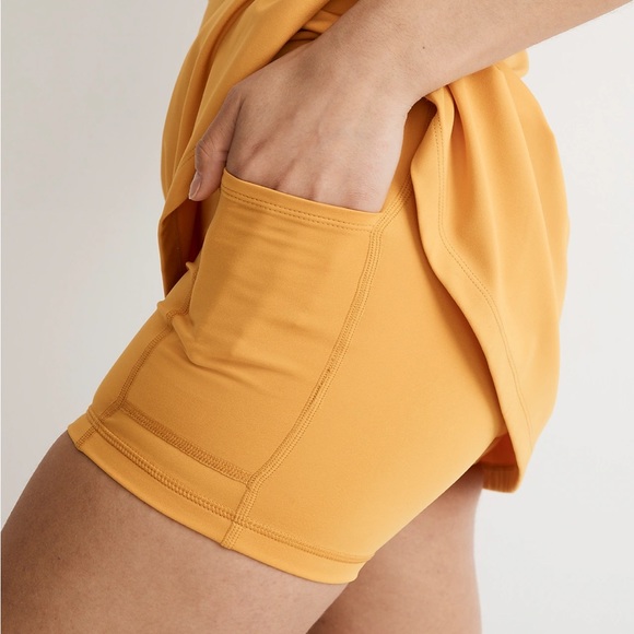 Madewell Flex Cutout Fitness Dress in Tungston Gold - Picture 2 of 4